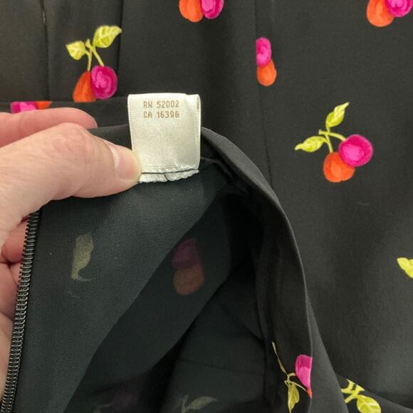 Dana Buchman Petites Silk Cherry Print Skirt 10P Black A-Line Vintage Y2K - Picture 6 of 8